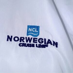 EUC Norwegian Cruise Lines Lightweight Jacket Windbreaker White Mens size XXL